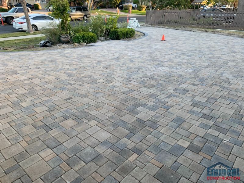 Woodland Hills Driveway Olsen Infinity